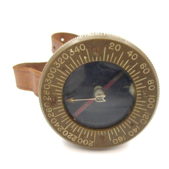 Vintage WW2 US Army Corps of Engineer Round Compass (H578) Super Magneto NY USA - Picture 1 of 5